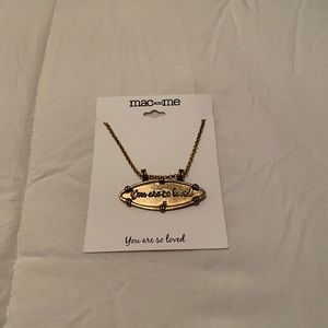 Women’s necklace